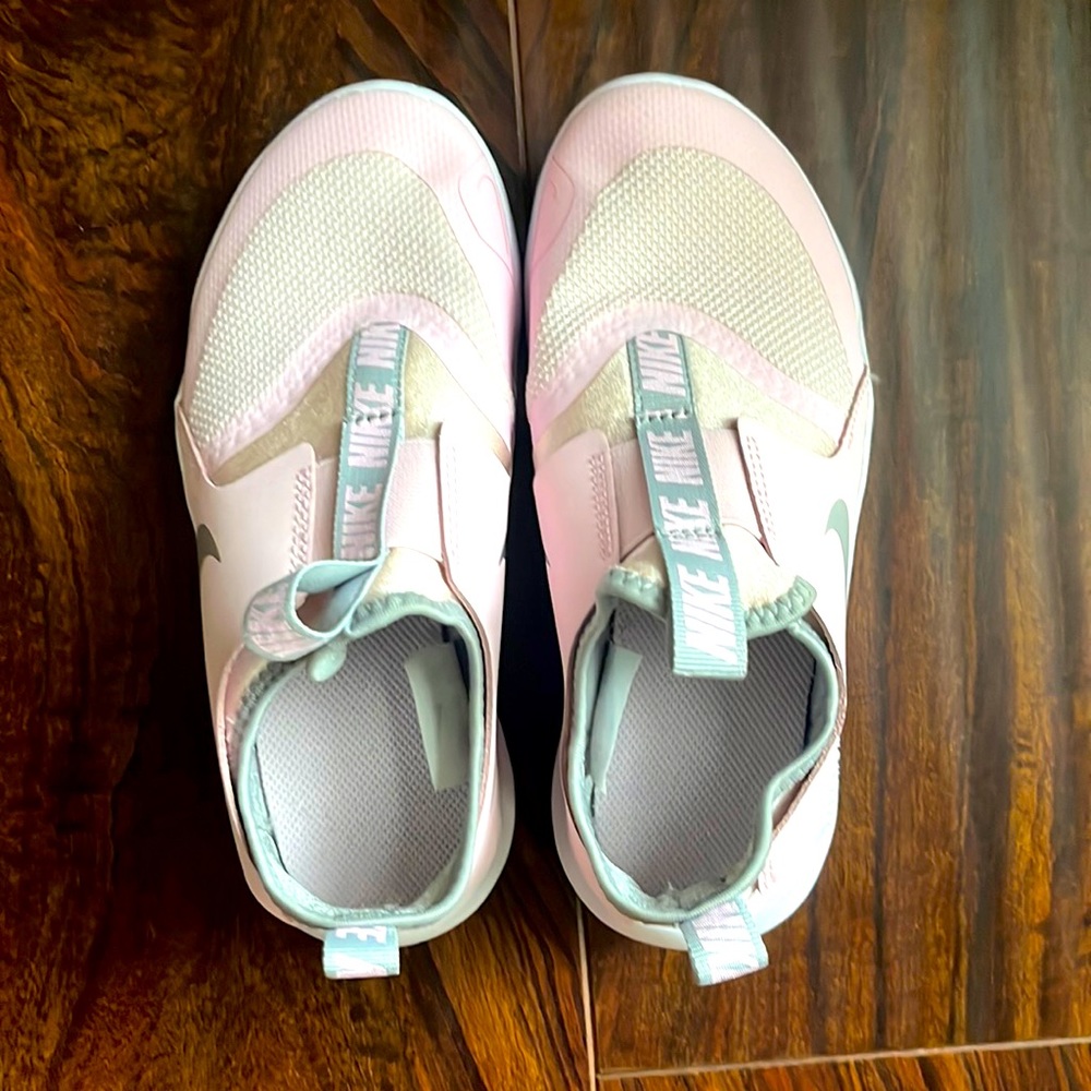NWOT Kids Nikes!